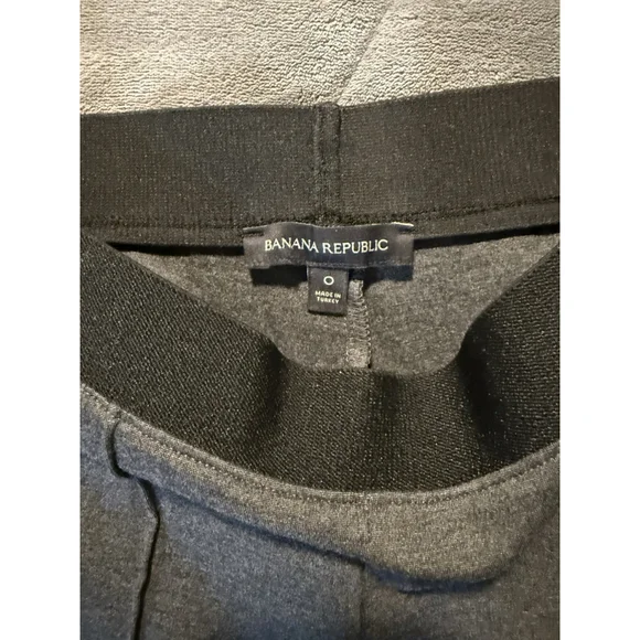Banana Republic Pull On Ponte Pants Gray Comfort Pleated Fitted Office Women's 0 - Picture 2 of 11